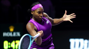 Gauff sets up decider with Zheng at WTA Finals