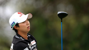 Kim Hyo-joo maintains LPGA Lotte Championship lead