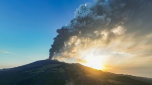 Sizilien: Flugbetrieb in Catania wegen Ätna-Ausbruchs zeitweise eingeschränkt