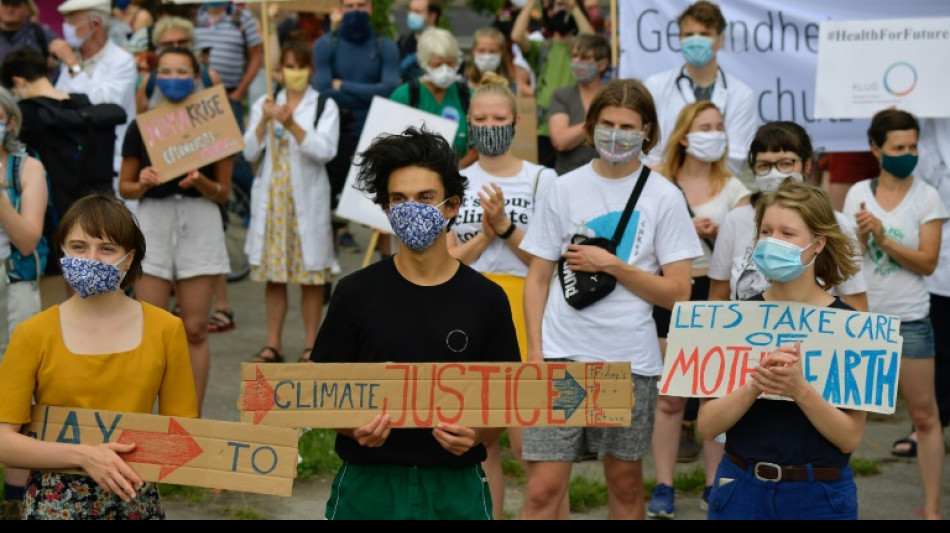 Junge Menschen fühlen sich stärker durch Klimawandel bedroht als durch Krieg