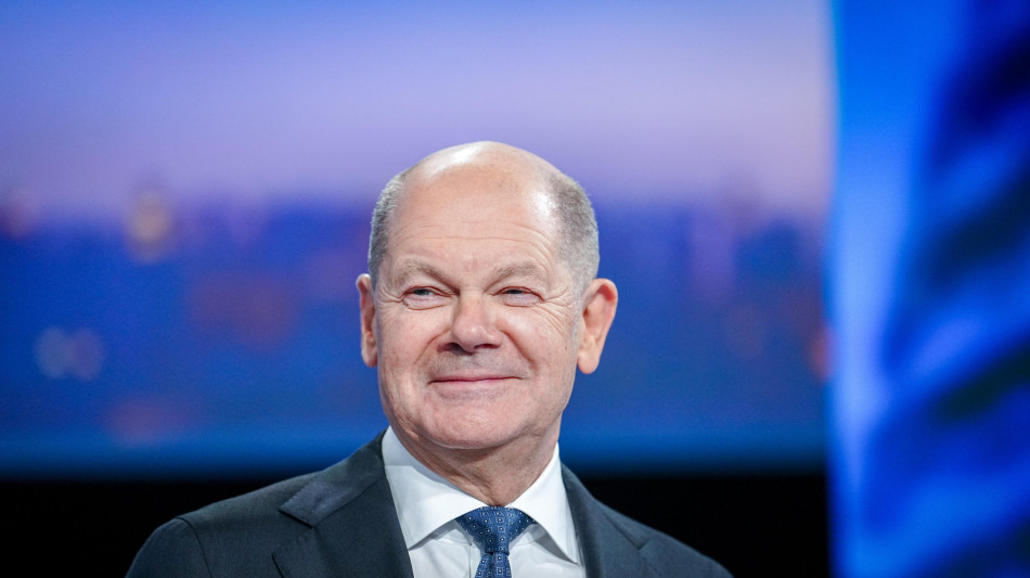 Scholz, 'false e pericolose le parole di Trump su Zelensky'