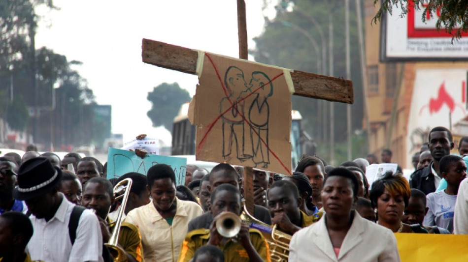 Uganda condena a autoridades locales a indemnizar a un grupo torturado por una acusación de homosexualidad