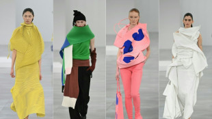 Issey Miyake traz cor, humor e poesia para Semana de Moda de Paris