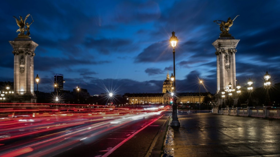 L'interdiction du trafic de transit dans le centre de Paris reportée à 2024