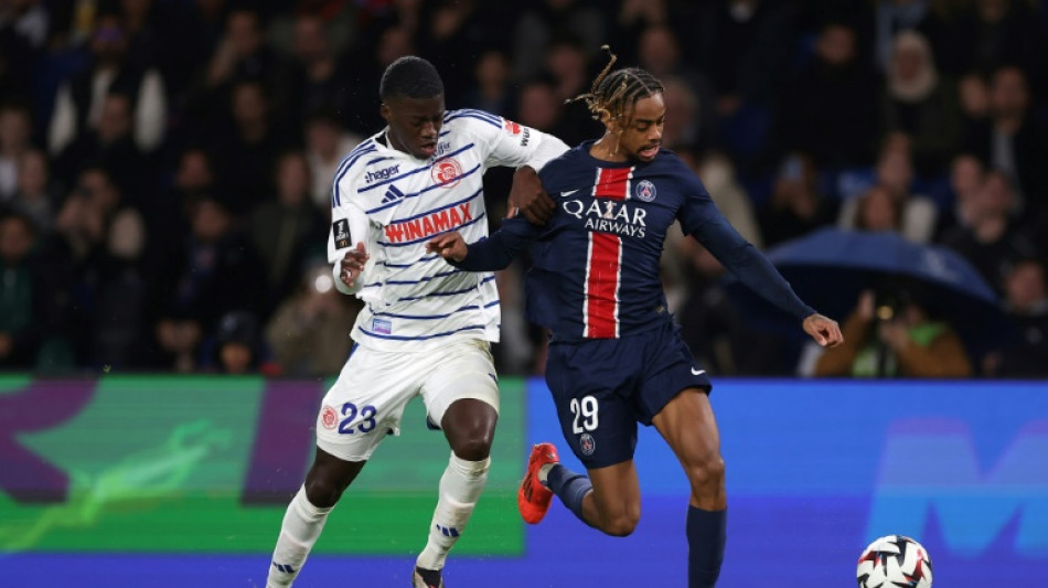 PSG beat Strasbourg to reclaim top spot in Ligue 1