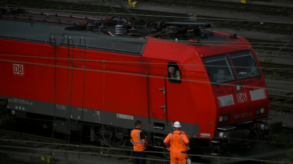 Zugverkehr zwischen Hamburg und Berlin gestört - Bahn spricht von "Vandalismus"