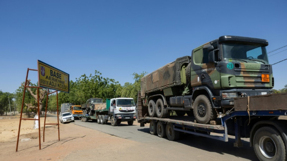 France hands over last base in Chad amid withdrawal