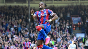 Atacante marfinense Wilfried Zaha deixa Crystal Palace e assina com Galatasaray