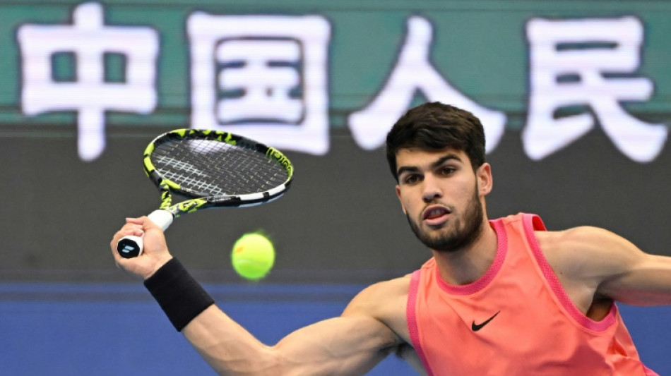 Alcaraz se deshace de Khachanov y ya está en semifinales de Pekín