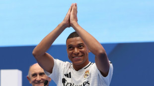 Mbappé faz seu primeiro treino no Real Madrid