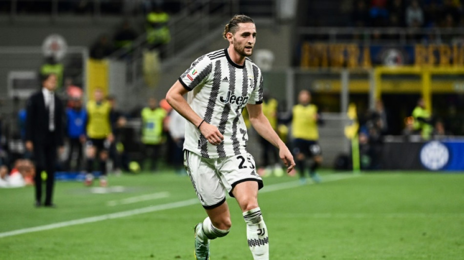 Rabiot renova com a Juventus até 2024