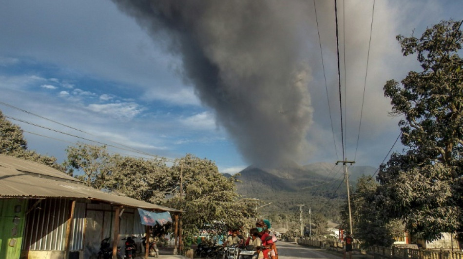 Nouvelle éruption d'un volcan tueur en Indonésie