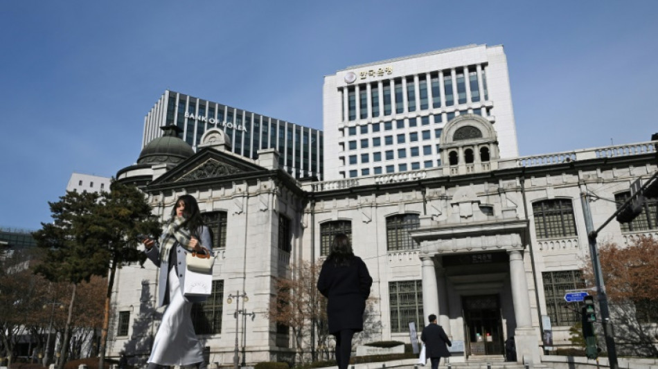 S. Korea's central bank cuts rate, growth outlook over tariff fears