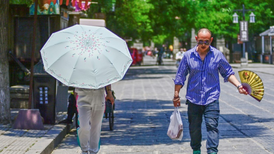 World breaks average temperature record for early June: EU