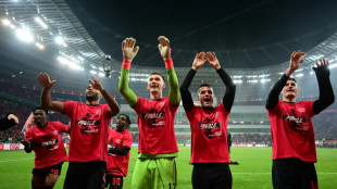 Leverkusen tem primeira oportunidade de conquistar título inédito da Bundesliga