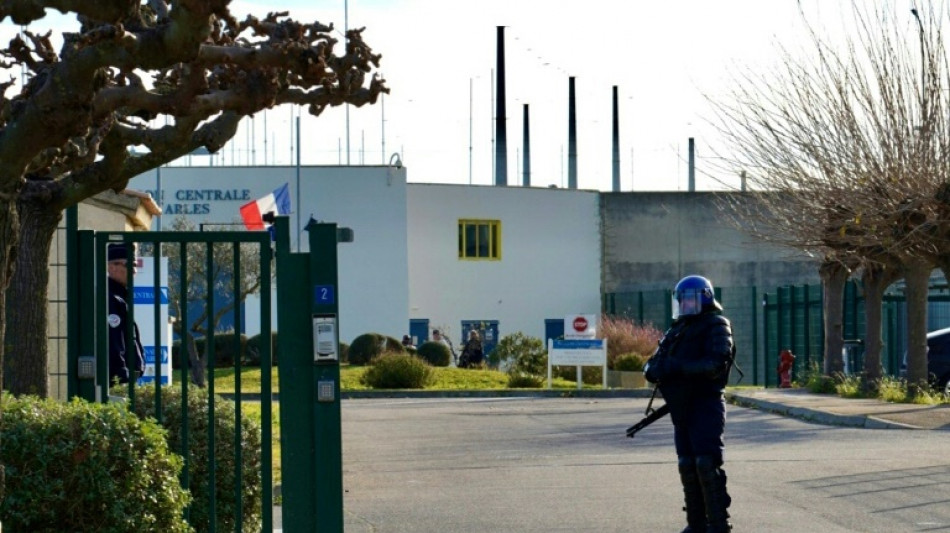 Prison d'Arles: après cinq heures, la prise d'otages s'achève sans faire de blessés