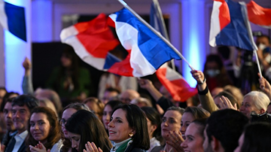 Présidentielle: la campagne à l'heure des droits des femmes