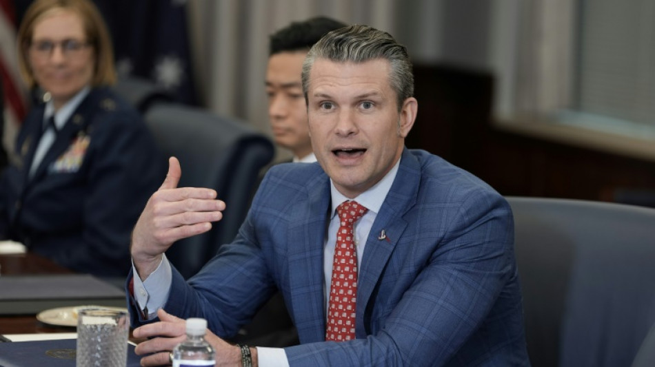 Neuer US-Verteidigungsminister Hegseth erstmals bei der Nato