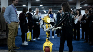 La feria CES busca robots ni demasiado humanos ni demasiado máquinas