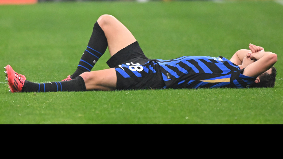 Calcio: l'Inter perde Pavard, fuori 20 giorni