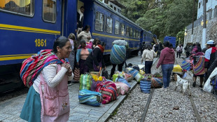 Perú reactiva servicio de trenes a Machu Picchu para población local