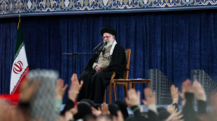 Khamenei, 'attacchi Usa allo Yemen devono essere fermati'