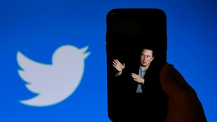 La dernière blague d'Elon Musk: vendre un parfum pour acheter Twitter