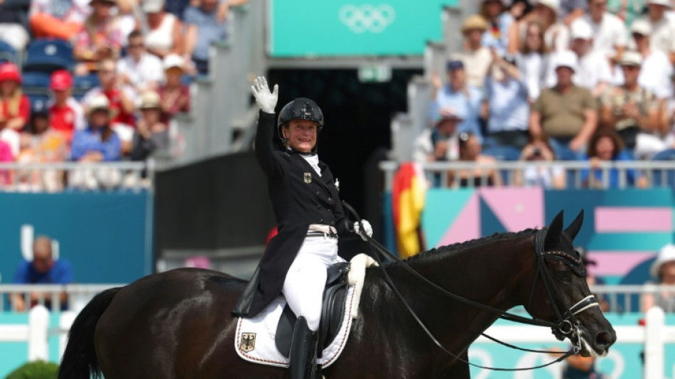 Dressage par équipes: 13e médaille olympique pour Isabell Werth, en or avec l'Allemagne