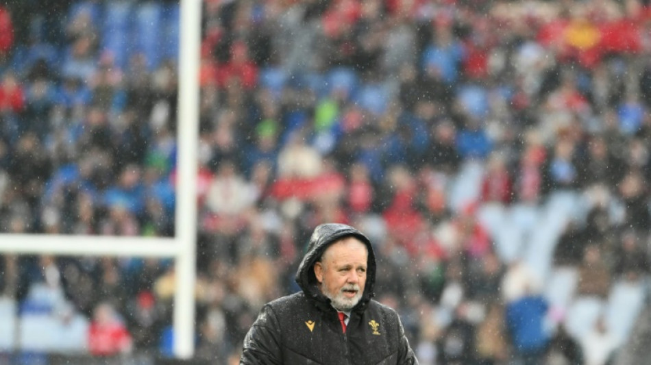 Gatland admits pressure of Wales record-breaking losing run