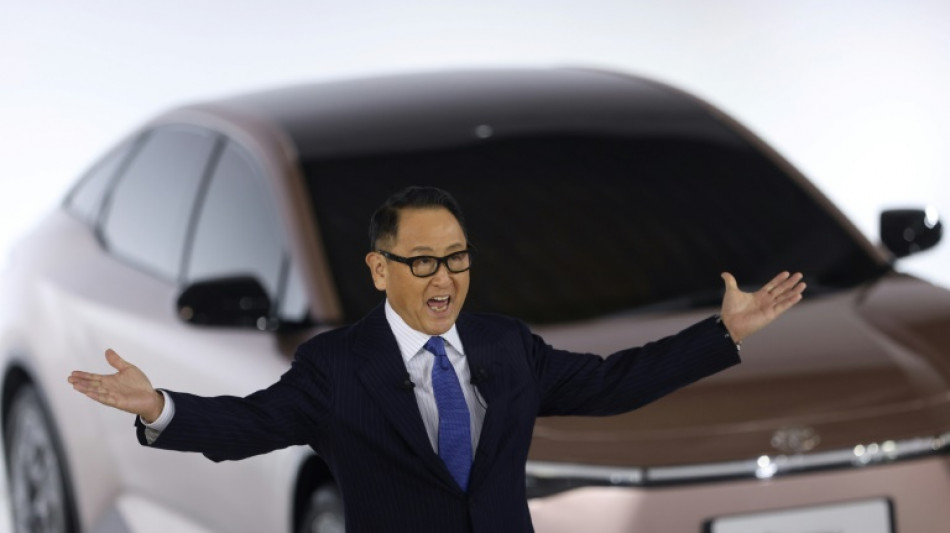 Toyota change par surprise de PDG, Akio Toyoda prend du recul