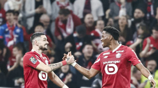 Lille vence Olympique de Marselha (3-1) e é terceiro na Ligue 1