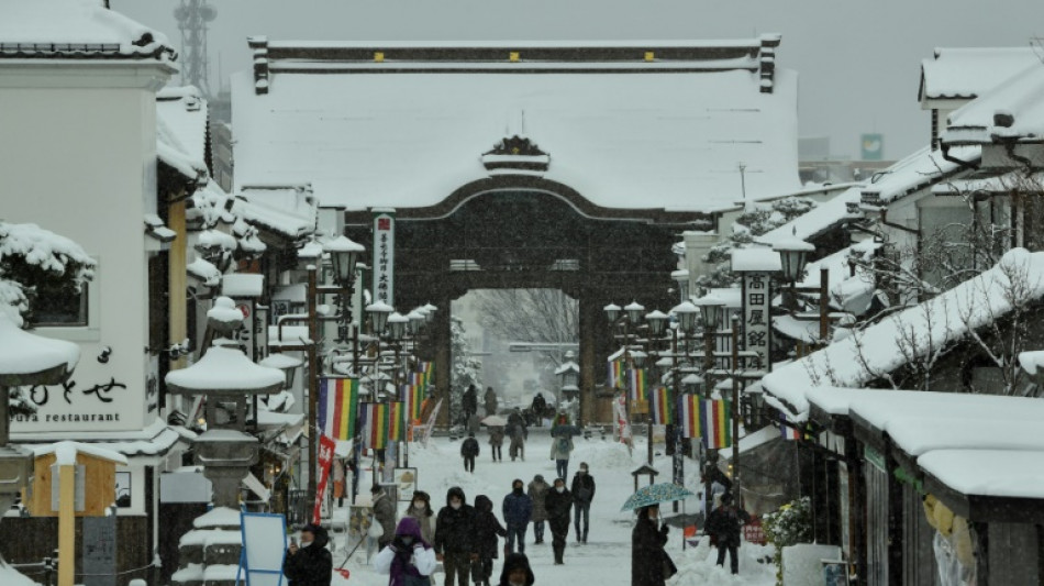 Tormentas de nieve y frío excepcional en Japón