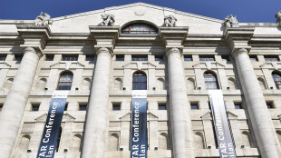 Borsa: Milano accelera (+1%) con le banche, Banco Bpm +10%