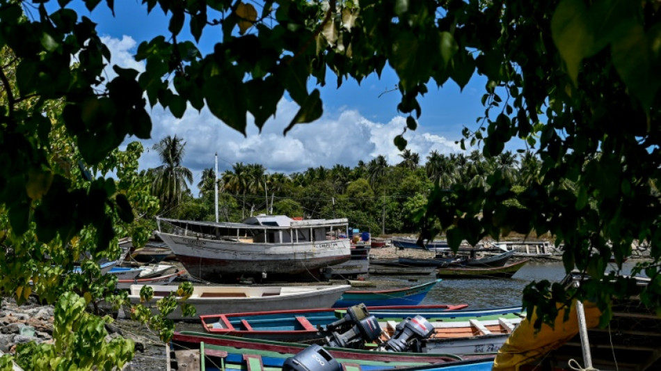 Trinidad y Tobago repatría a venezolanos que viajaban en un bote en que murió un bebé