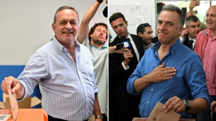 Profesor vs. veterinario: los candidatos presidenciales en Uruguay