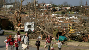 Al menos 18 muertos dejan tornados y fuertes tormentas en EEUU