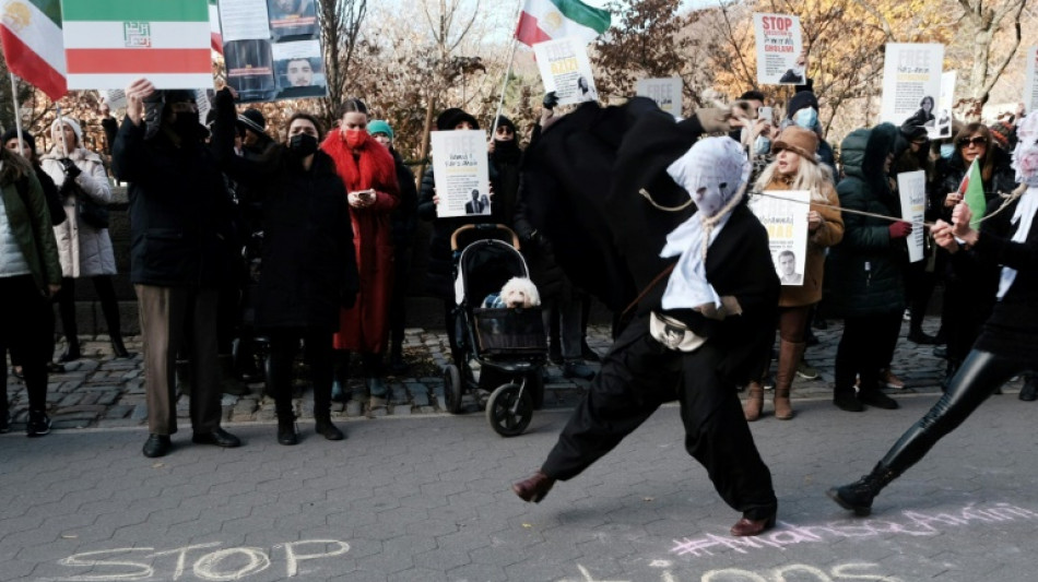 Iran executes two more men in connection with protests