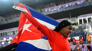 Pérez y Povea, doblete cubano en el triple salto; Peleteiro bronce