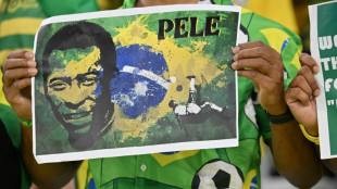 Pele's health improving, but not ready for release: doctors