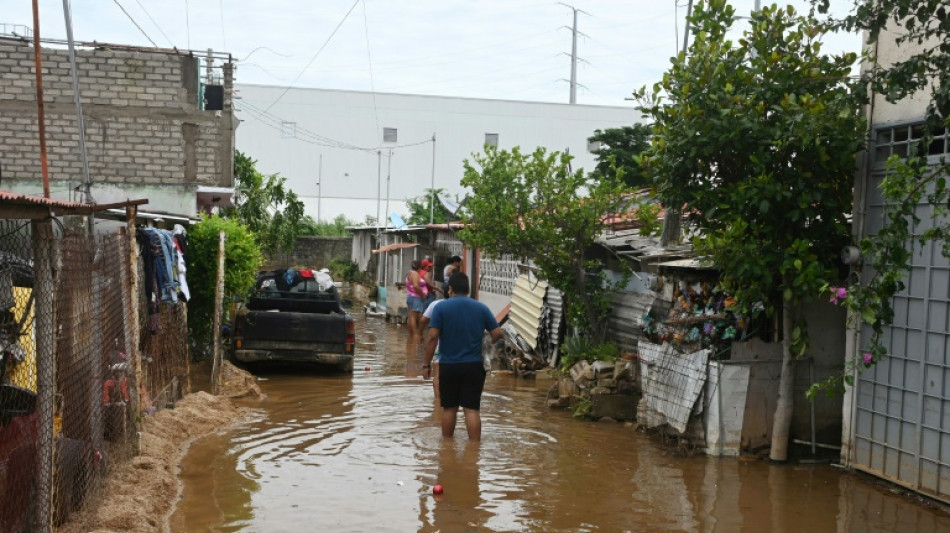 Mexique: l'ouragan John a fait au moins 16 morts, selon les autorités