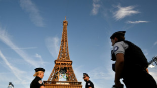 France tightens security for Jews over Mideast tension