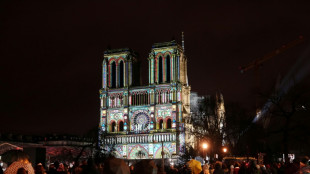 Notre-Dame rouvre au public avec ses premières messes depuis cinq ans