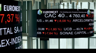 La Bourse de Paris ne comble qu'une partie de ses pertes de la semaine