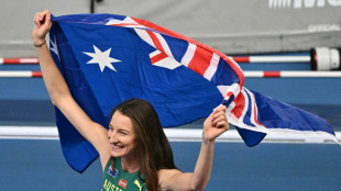 Australian Olyslagers retains world indoor high jump title