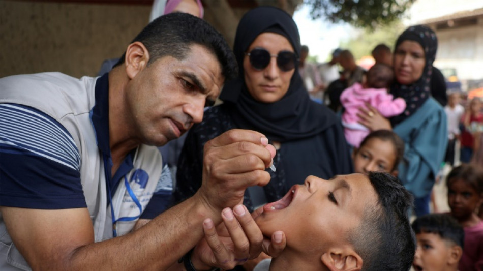 Famílias de Gaza vacinam seus filhos contra poliomielite apesar do temor à violência