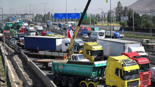 Un paro de camioneros genera problemas de abastecimientos en Chile