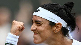 Jabeur vence Rybakina e vai enfrentar Sabalenka na semifinal de Wimbledon