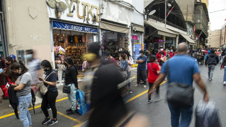 Actividad económica de Perú sube 4,92% interanual en febrero