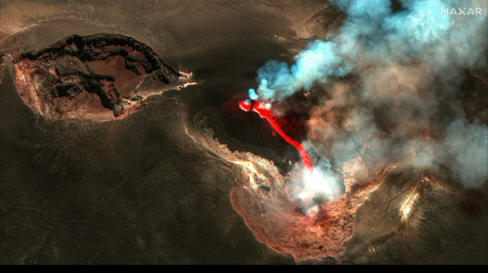 Aeroporto na Sicília é reaberto após ser afetado por erupção do Etna