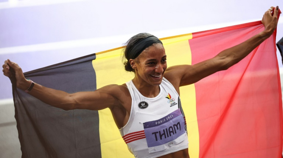 Belga Nafissatou Thiam se torna 1ª mulher tricampeã olímpica no heptatlo